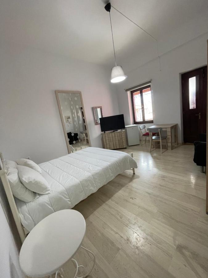 Aphaias Apartments Aegina Exterior photo